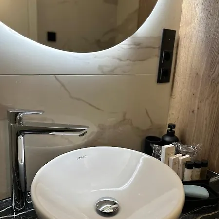 Πανσιόν Luxury Andrea Ντουμπρόβνικ