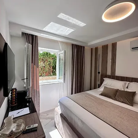 Luxury Andrea 4*
