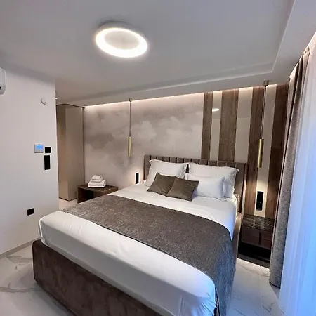 Luxury Andrea Πανσιόν