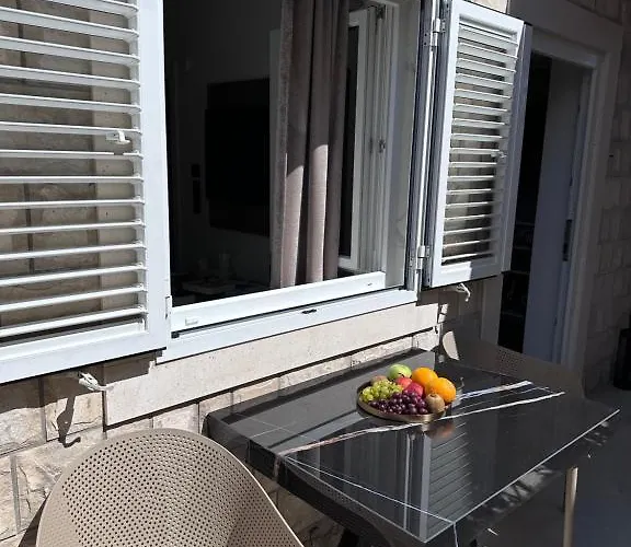 Luxury Andrea Vendégház 4*