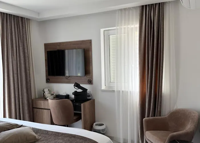 Luxury Andrea 4* Ragusa