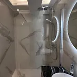 بيت ضيافة Luxury Andrea 4*