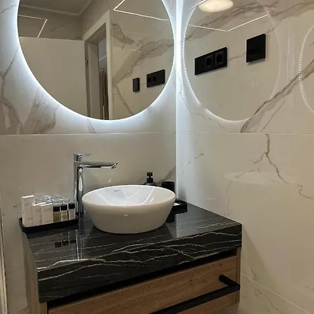 Luxury Andrea Pensión 4*